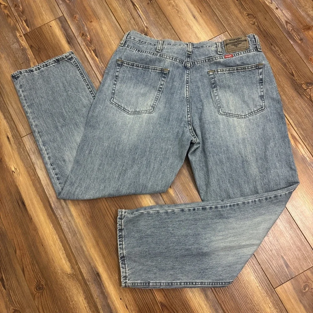 Wrangler Mens Relaxed Fit Jeans Straight Leg 36x29 Five Star Premium 97NCWBD NEW